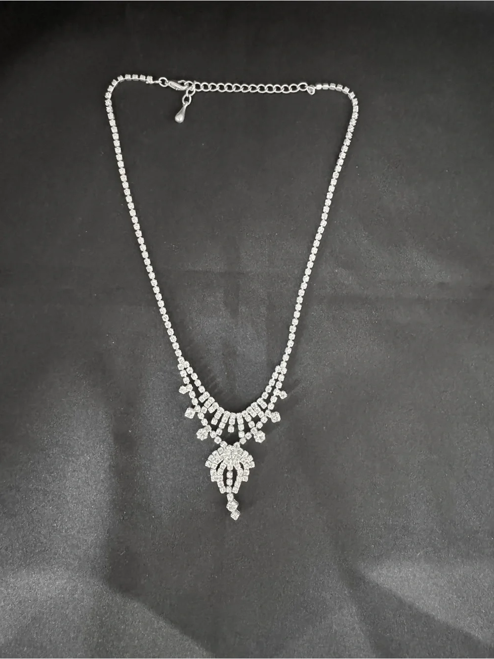Elegant Silver-Tone Crystal Statement Necklace - Sparkling White